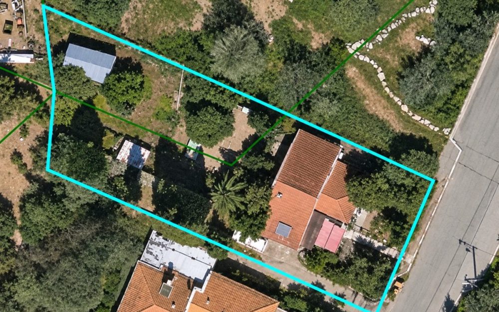 למכירה משק עזר במושב כפר חיים – זכויות בניה מלאותOn Show