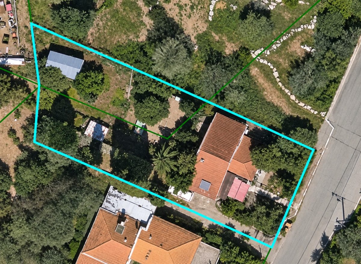 למכירה משק עזר במושב כפר חיים – זכויות בניה מלאותOn Show למכירה משק עזר במושב כפר חיים – זכויות בניה מלאותOn Show
